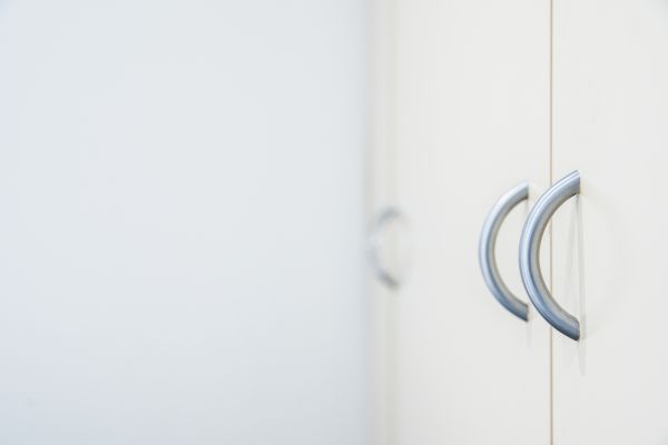 Cabinet Handle Replacement in Grand Prairie