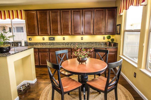 Oak Cabinet Remodeling in Grand Prairie